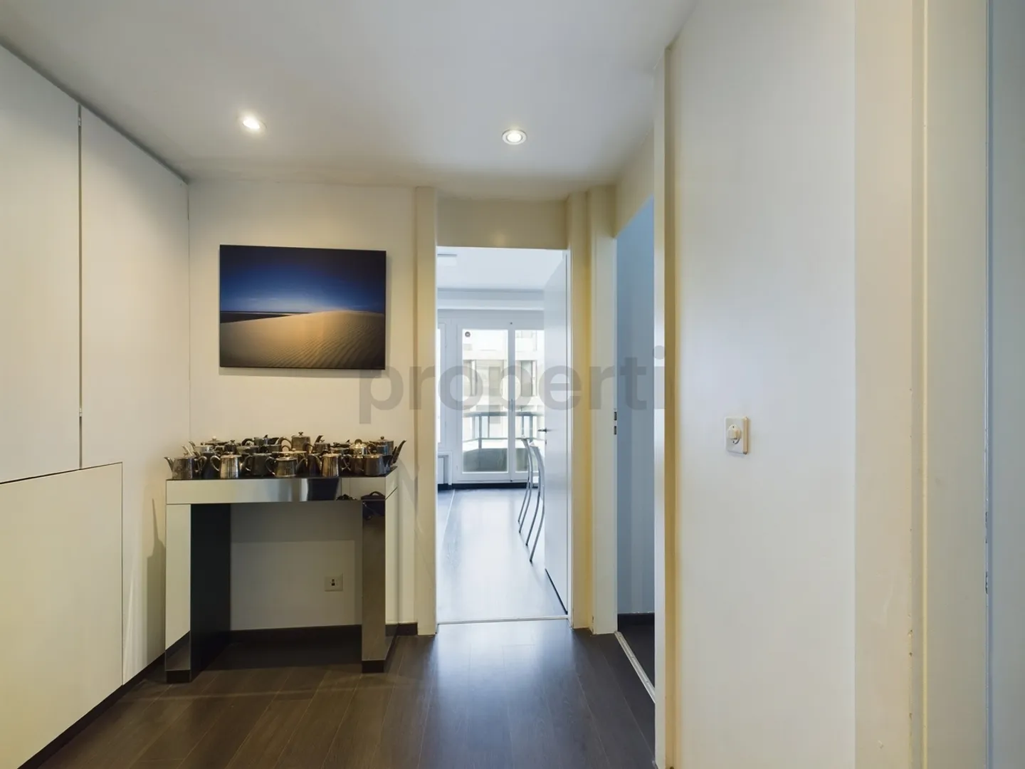 Luxuriöse möblierte 4-Zimmer-Wohnung im Herzen von Genf - Foto 5 von 7