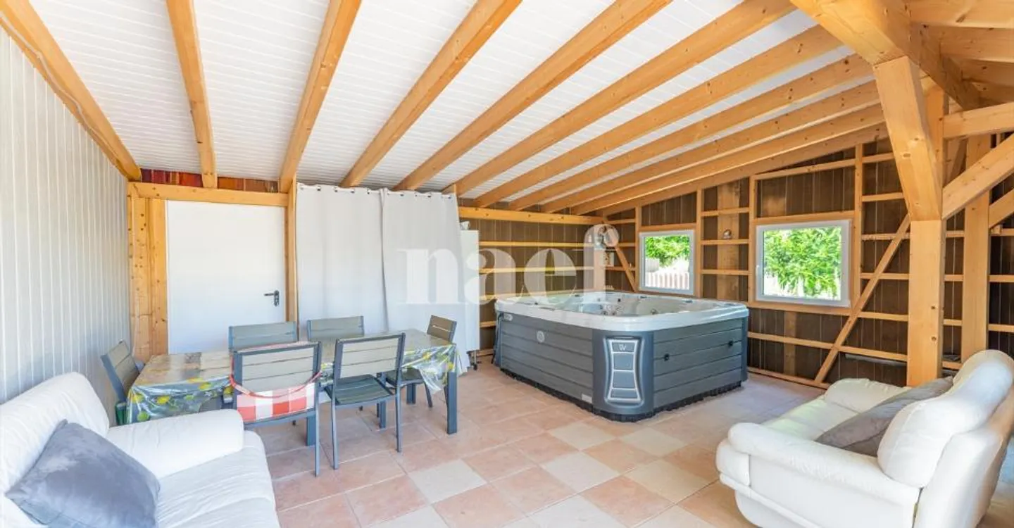 Villa familiare luminosa di 5,5 stanze con studio indipendente e spa - Foto 12 di 13