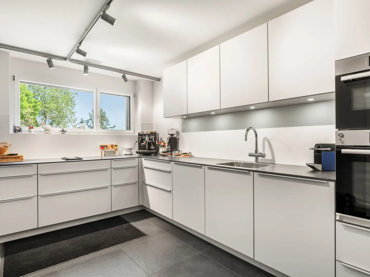 RÉSERVÉ - Photo 7 sur 18