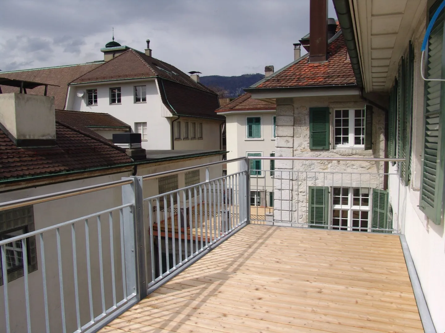 Appartement lumineux dans la vieille ville avec balcon - Photo 5 sur 6