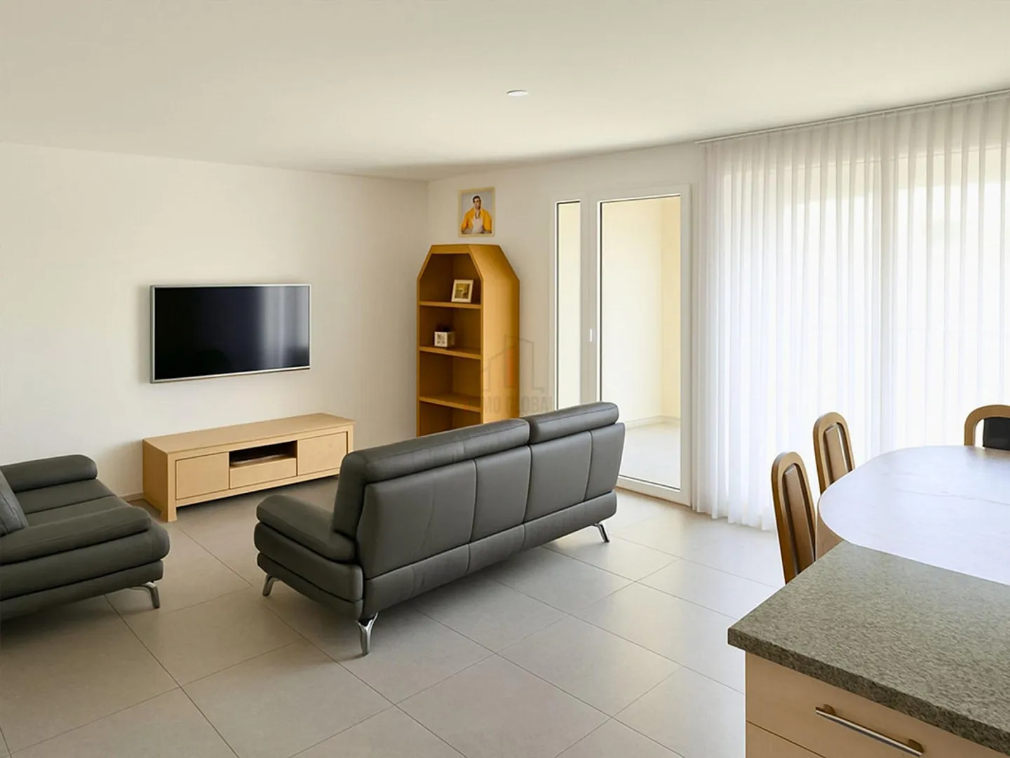 NEUER PREIS!! EINEN STEINWURF VOM SEE ENTFERNT. LASS ES DIR NICHT ENTGEHEN! - Foto 5 von 10