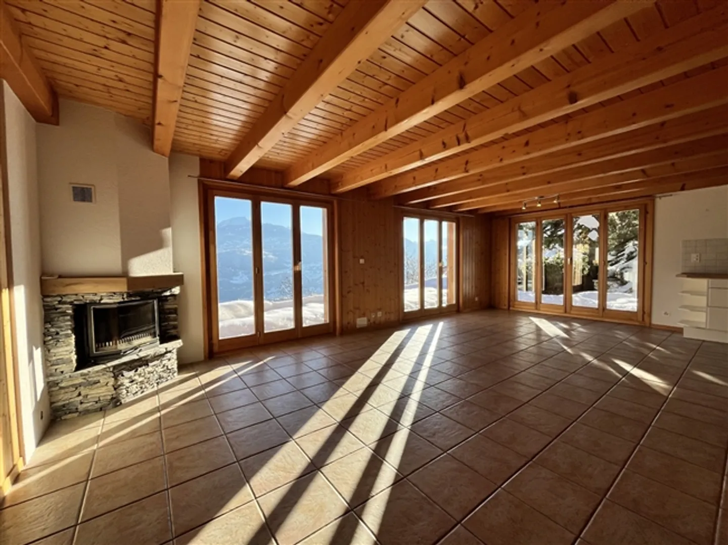 «Chalet Shambhala - 3,5 Zimmer und 120 m2 - Aven (Conthey) - ALLEINMAKLER» - Foto 2 von 13