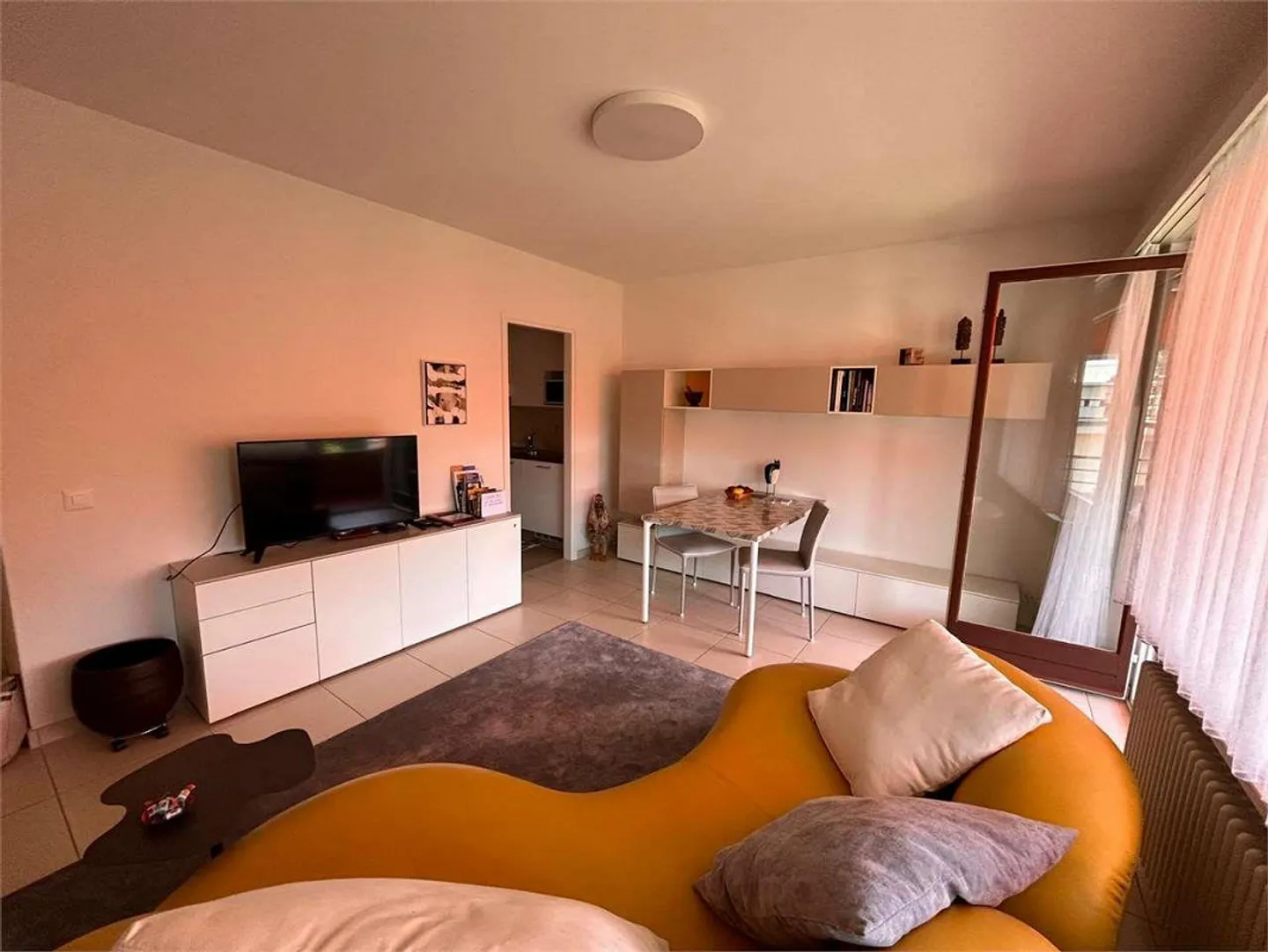 Appartement entièrement meublé à Losone - Photo 3 sur 13