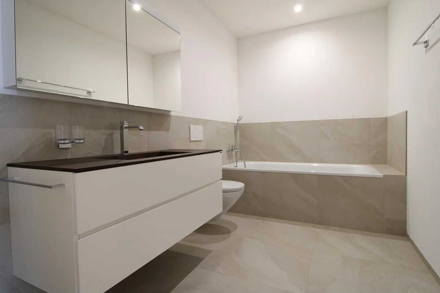 Appartement moderne avec vue sur le lac - Photo 11 sur 20