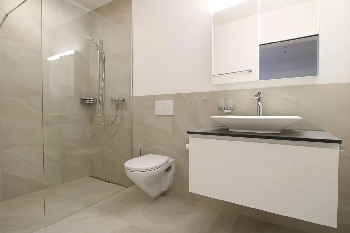 Appartement moderne avec vue sur le lac - Photo 12 sur 20