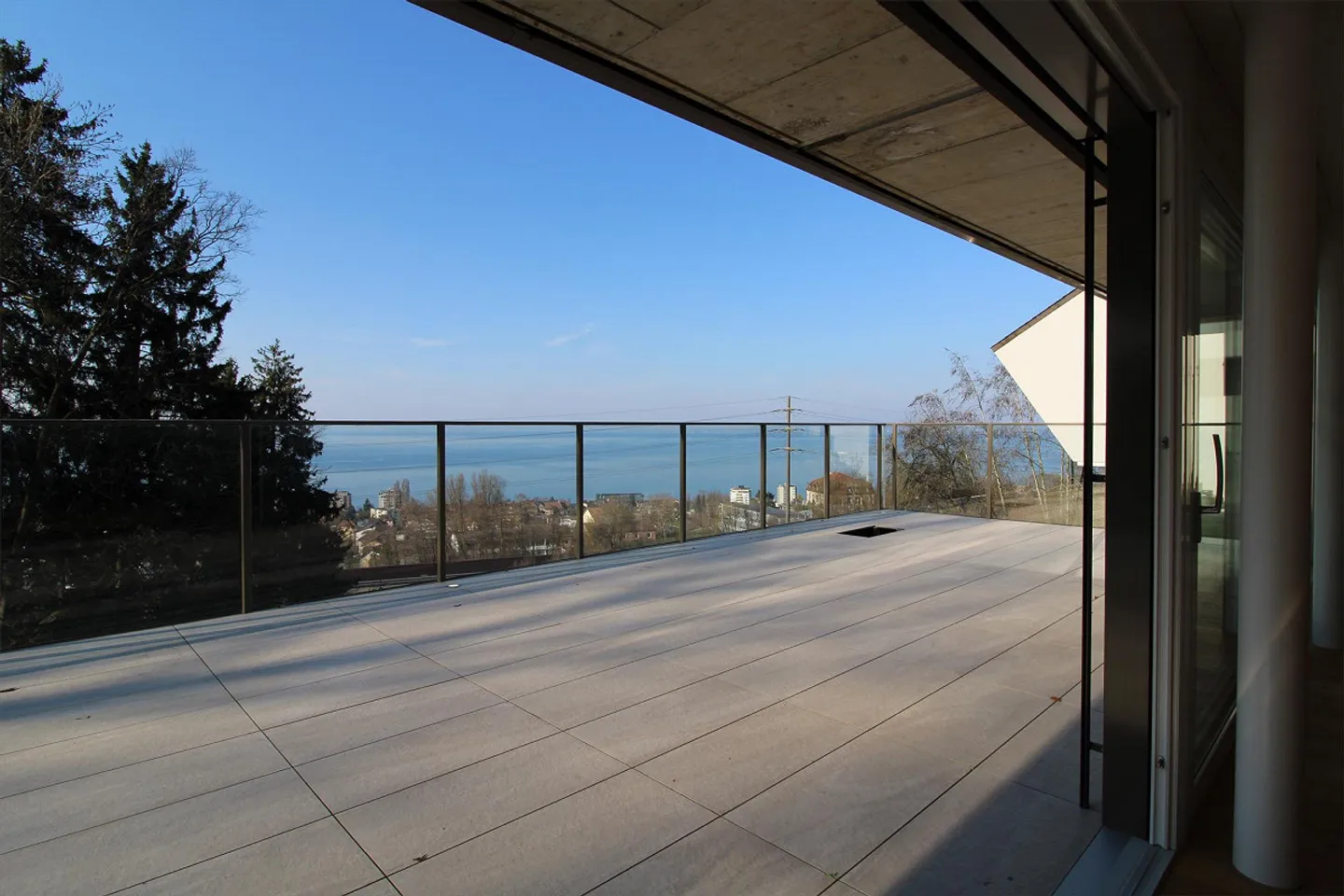 Appartement moderne avec vue sur le lac - Photo 14 sur 20