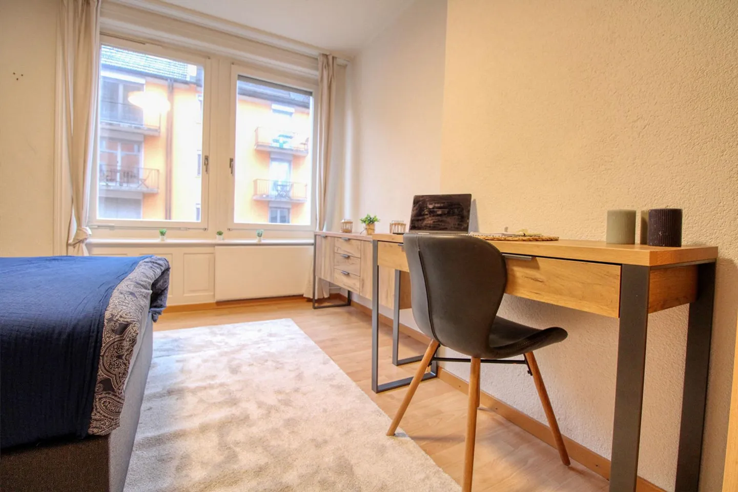 Eine moderne Coliving-Wohnung im lebhaften Wiedikon in Zürich - Photo 3 of 16