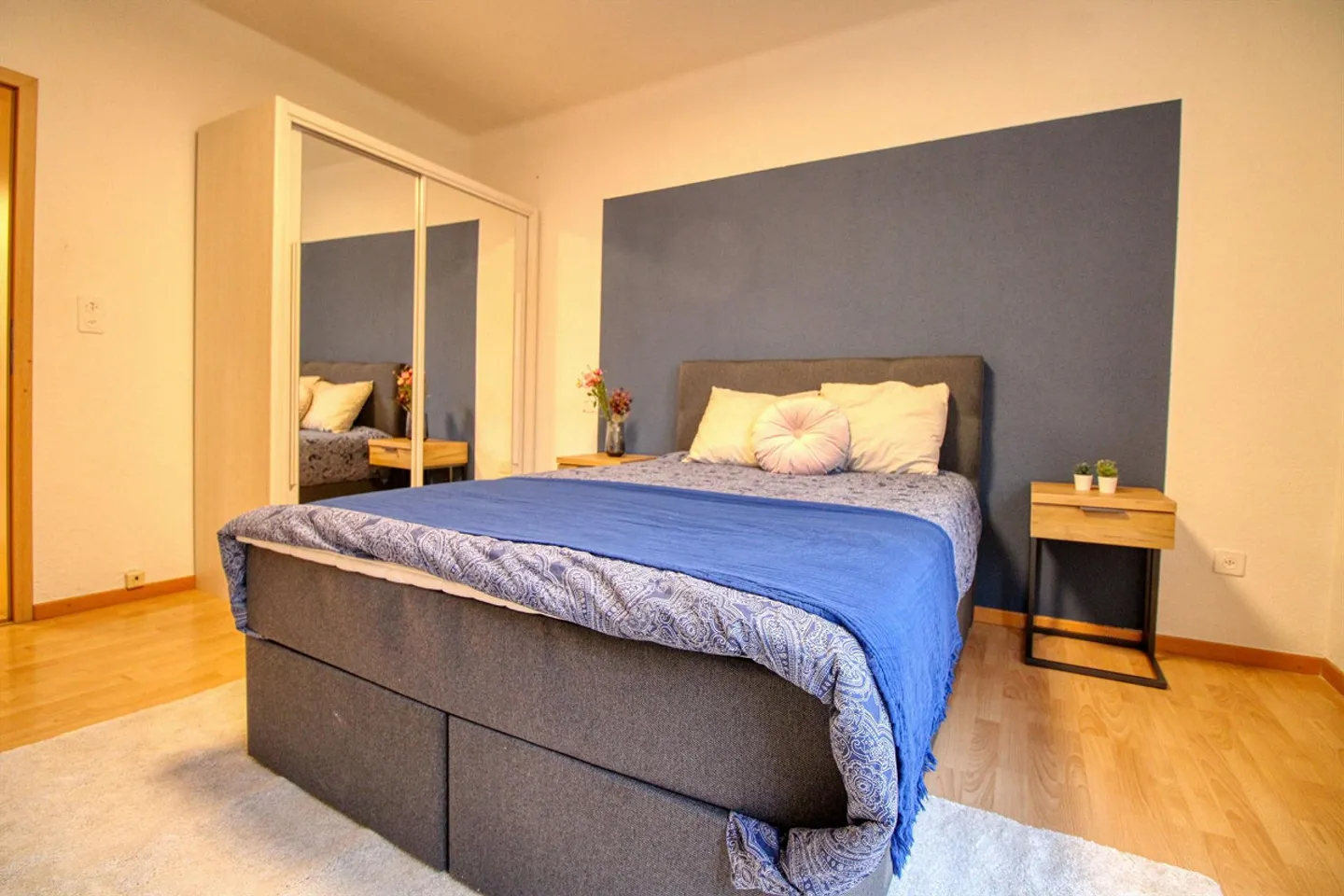 Eine moderne Coliving-Wohnung im lebhaften Wiedikon in Zürich - Photo 5 of 16