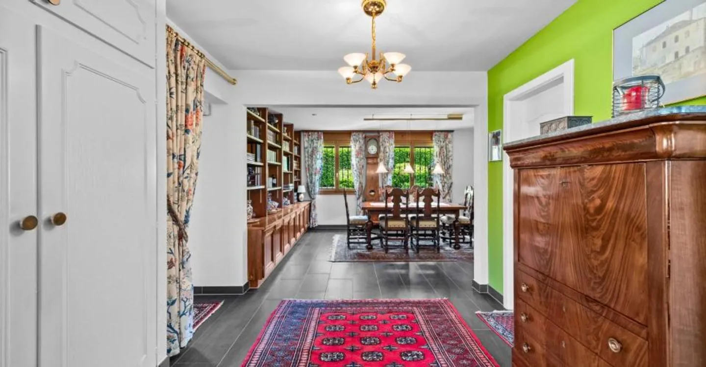 MAGNIFIQUE VILLA JUMELÉE AVEC GRAND JARDIN PAYSAGER. COUP DE CŒUR ASSURÉ ! - Photo 10 sur 12