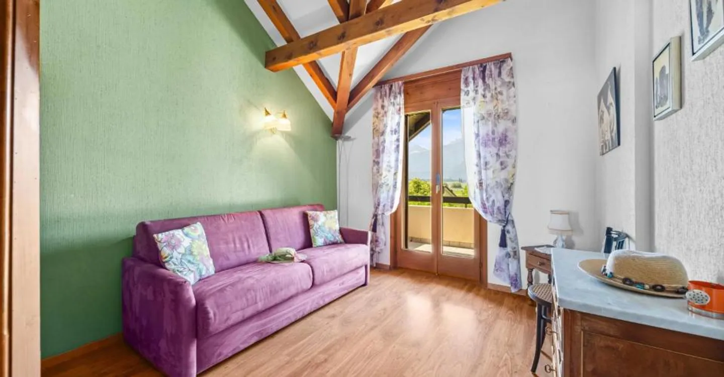 MAGNIFIQUE VILLA JUMELÉE AVEC GRAND JARDIN PAYSAGER. COUP DE CŒUR ASSURÉ ! - Photo 11 sur 12