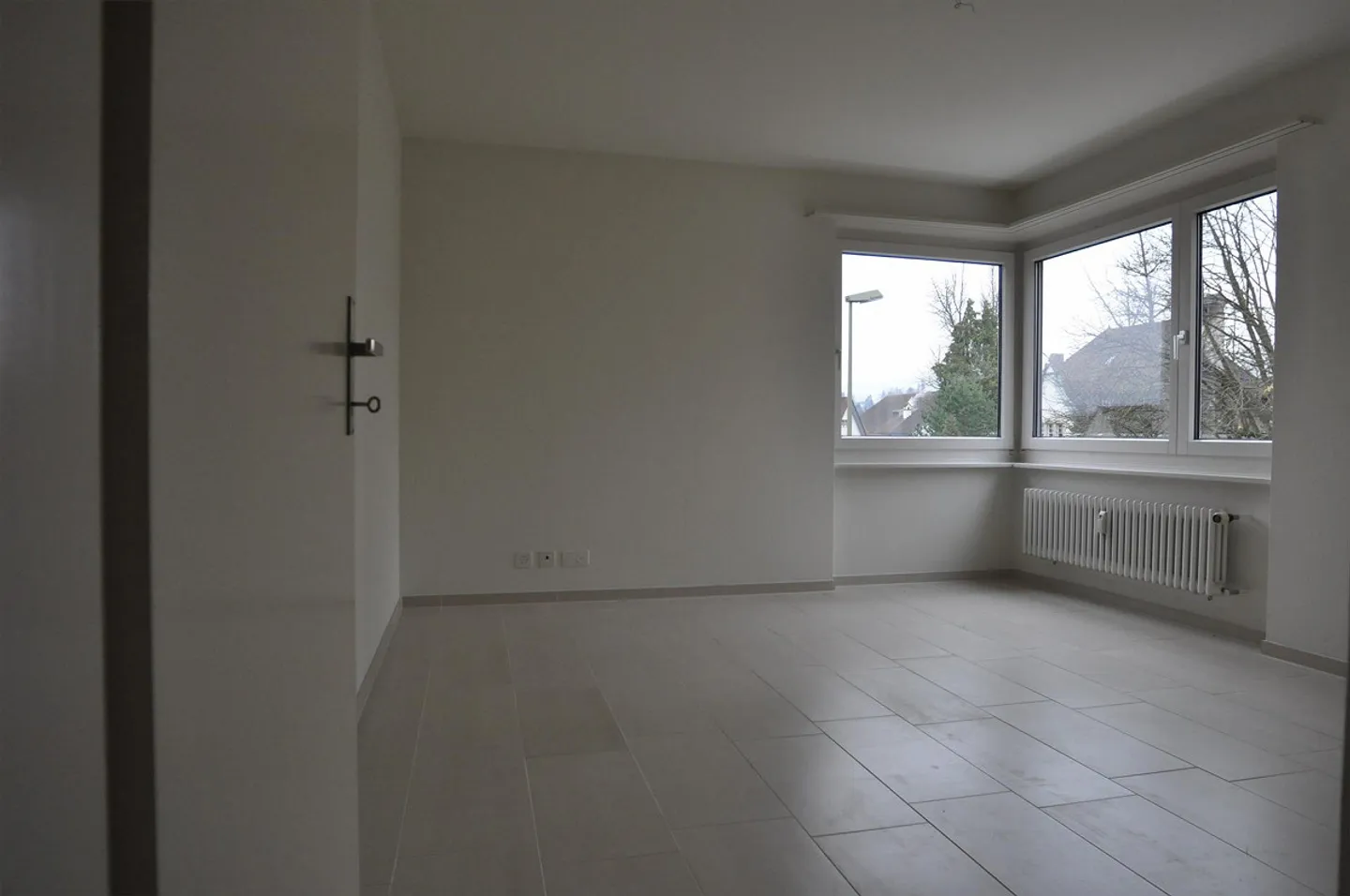Appartamento 5 locali, 114 m2, 2° piano, ascensore, posizione centrale a Laufen - Foto 5 di 9