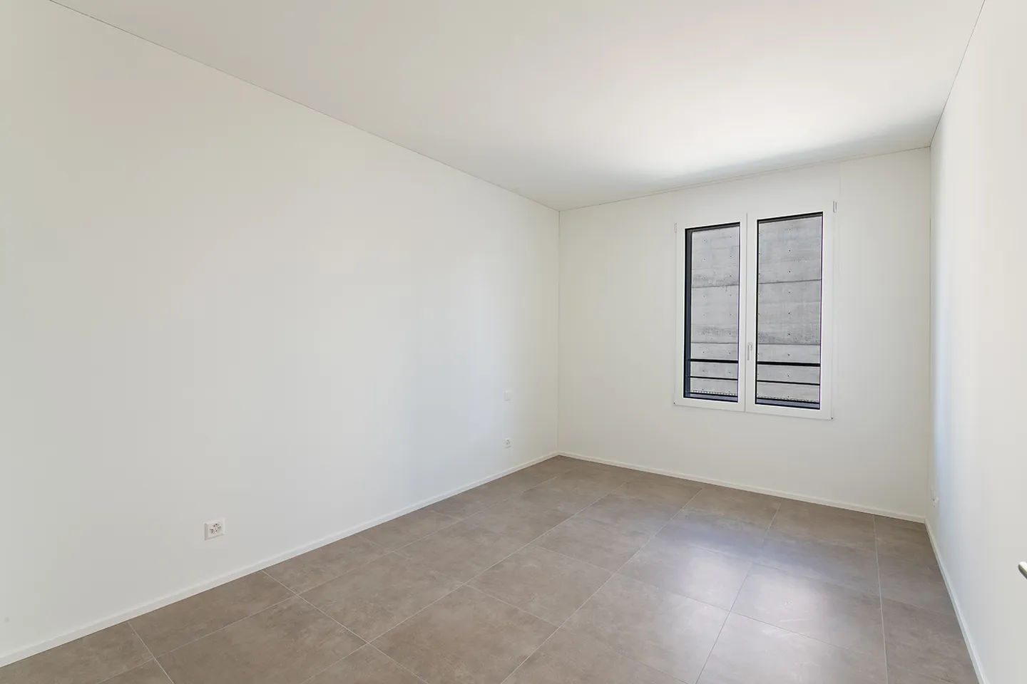 Apartment for rent - Photo 6 of 8