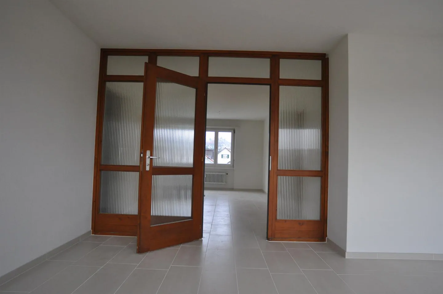 Appartamento 5 locali, 114 m2, 2° piano, ascensore, posizione centrale a Laufen - Foto 7 di 9