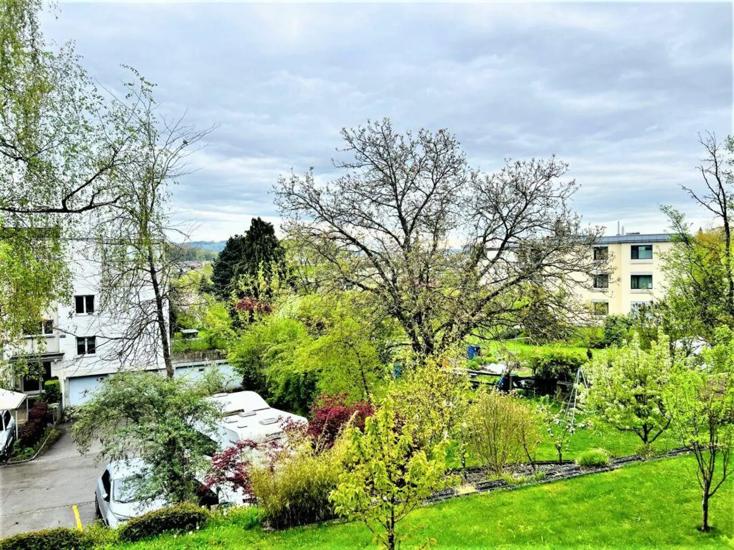 Place de parking - Photo 1 sur 2