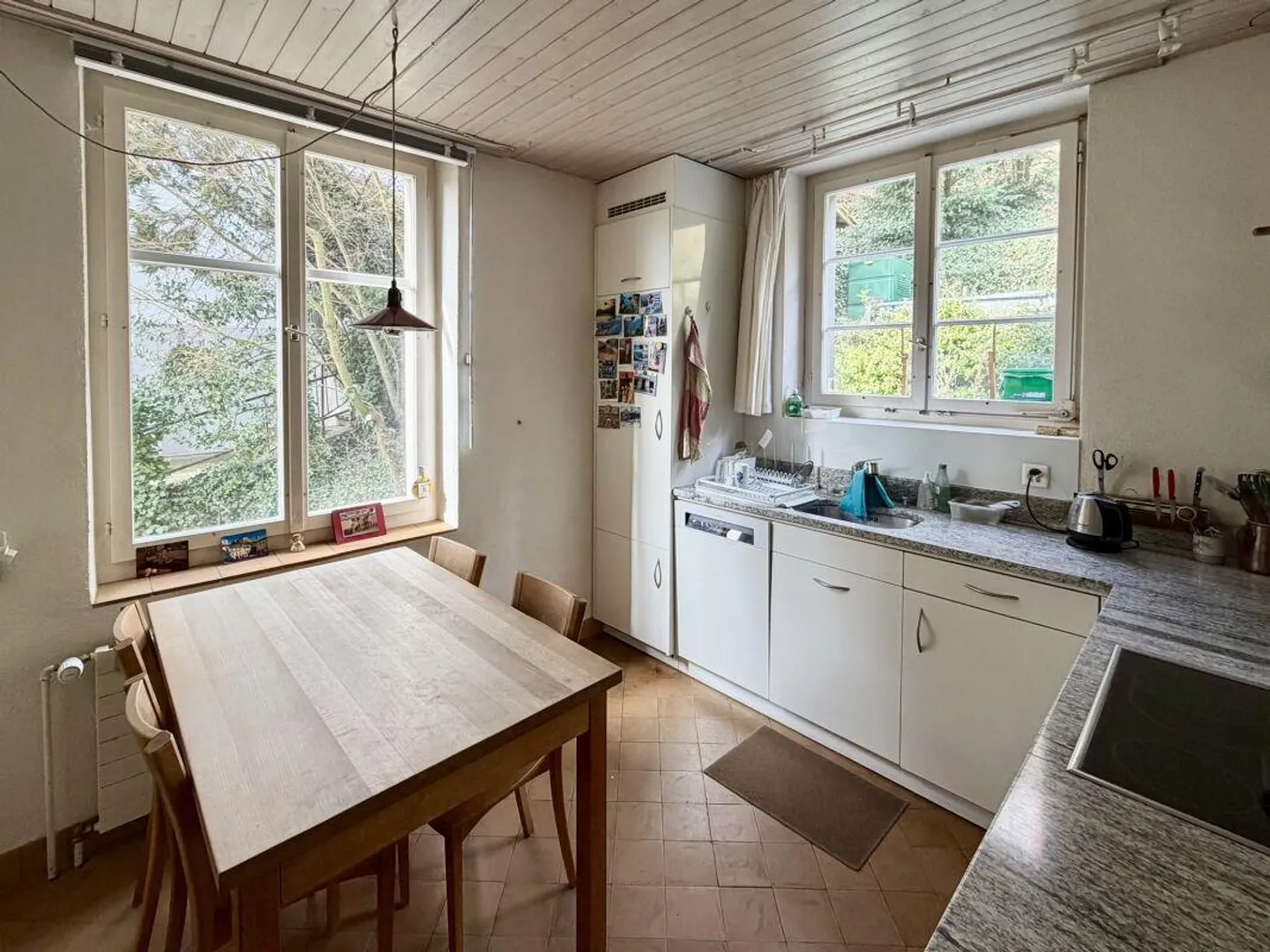 Maison Multi-Familiale avec Potentiel - Photo 3 sur 12