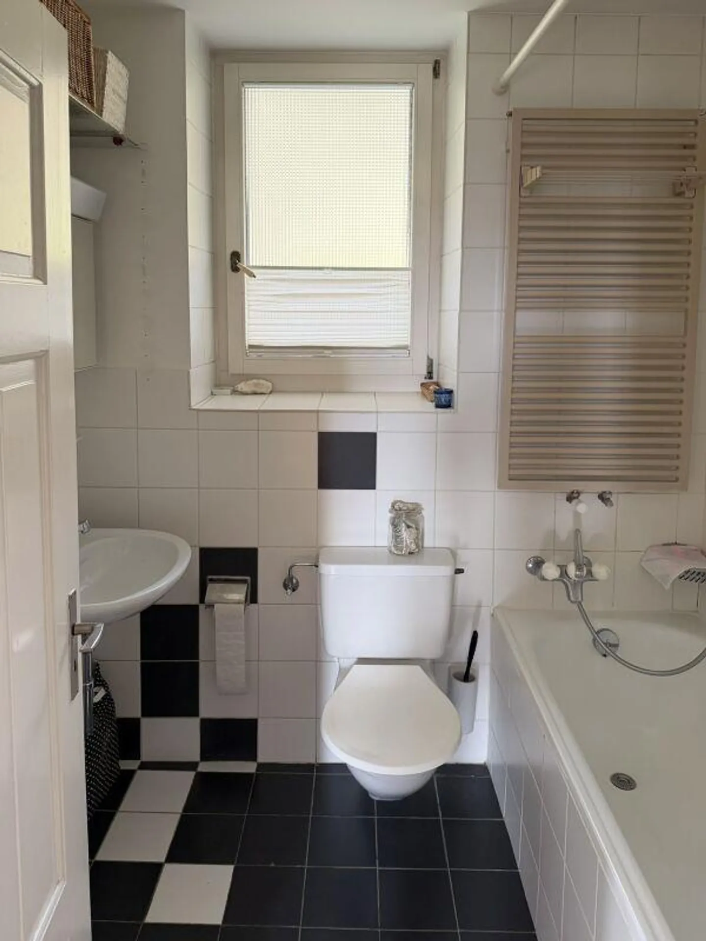 Maison Multi-Familiale avec Potentiel - Photo 8 sur 12