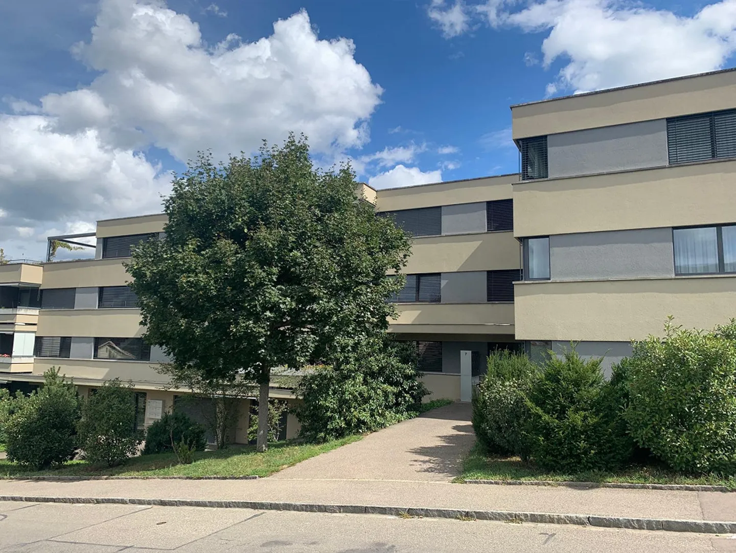 Appartement lumineux au rez-de-chaussée dans la coopérative d'habitation Talholz - Photo 1 sur 5