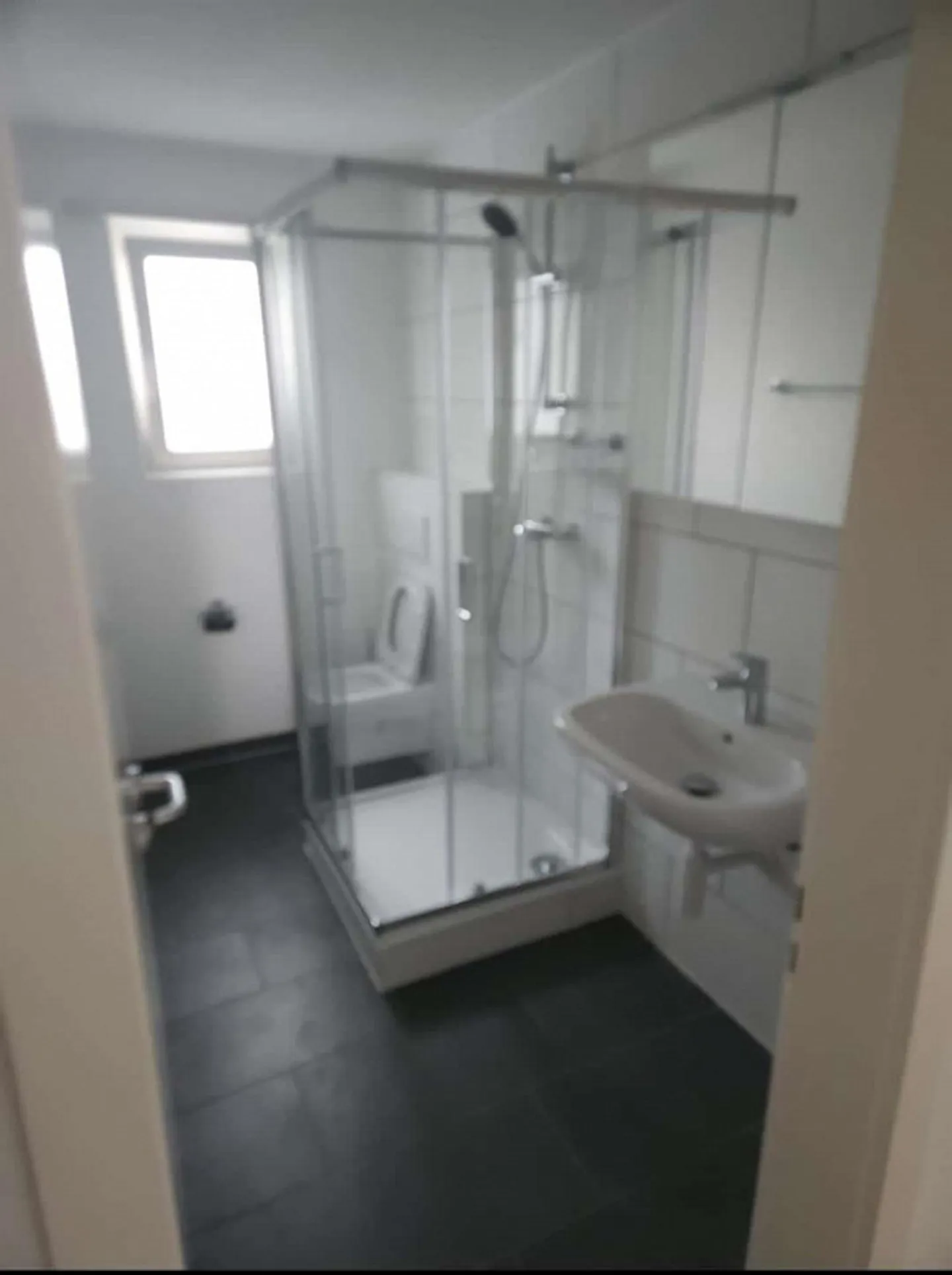 Chambre meublée à louer à Büttikon - Photo 3 sur 4