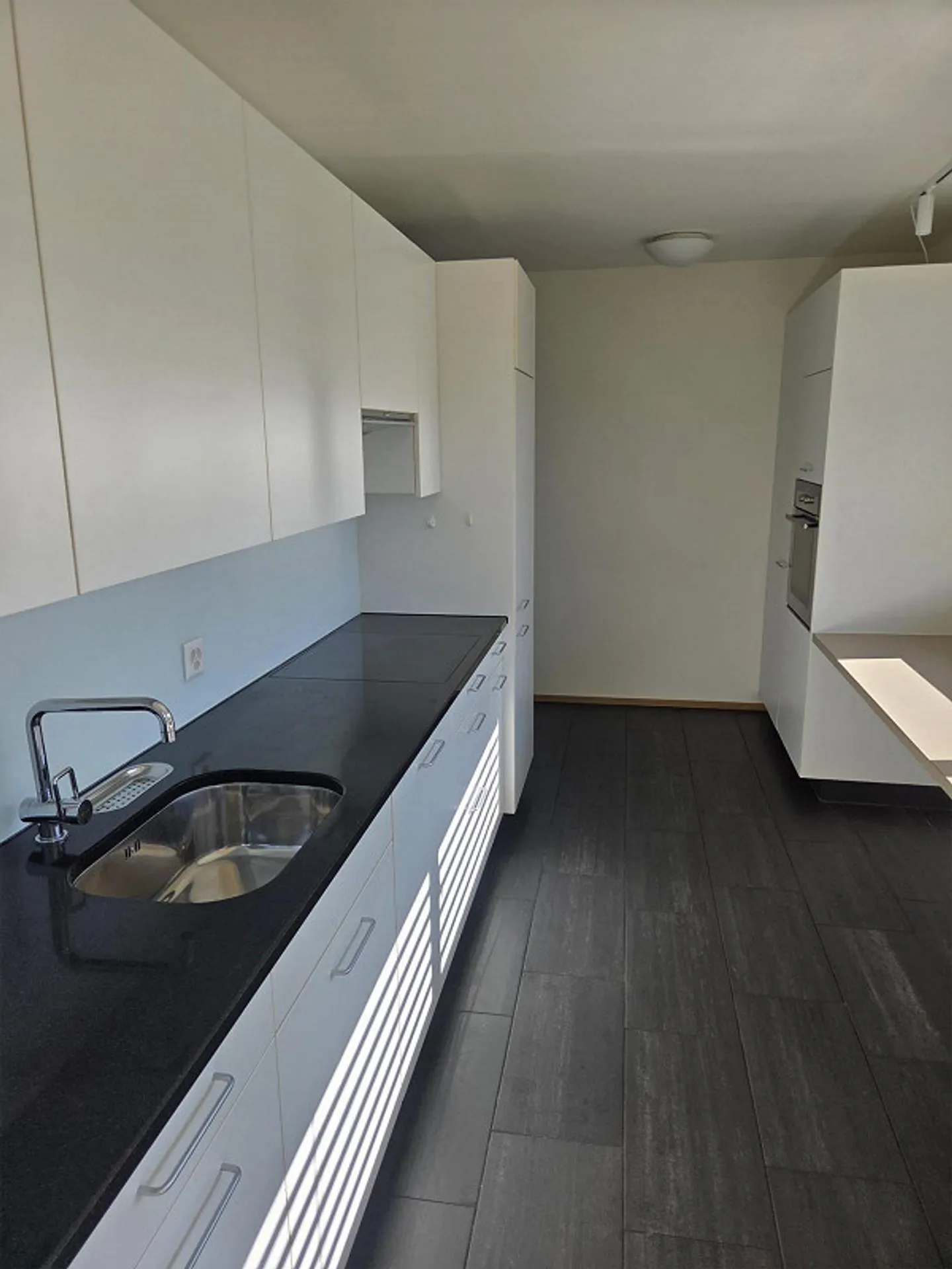 Appartement lumineux au rez-de-chaussée dans la coopérative d'habitation Talholz - Photo 3 sur 5