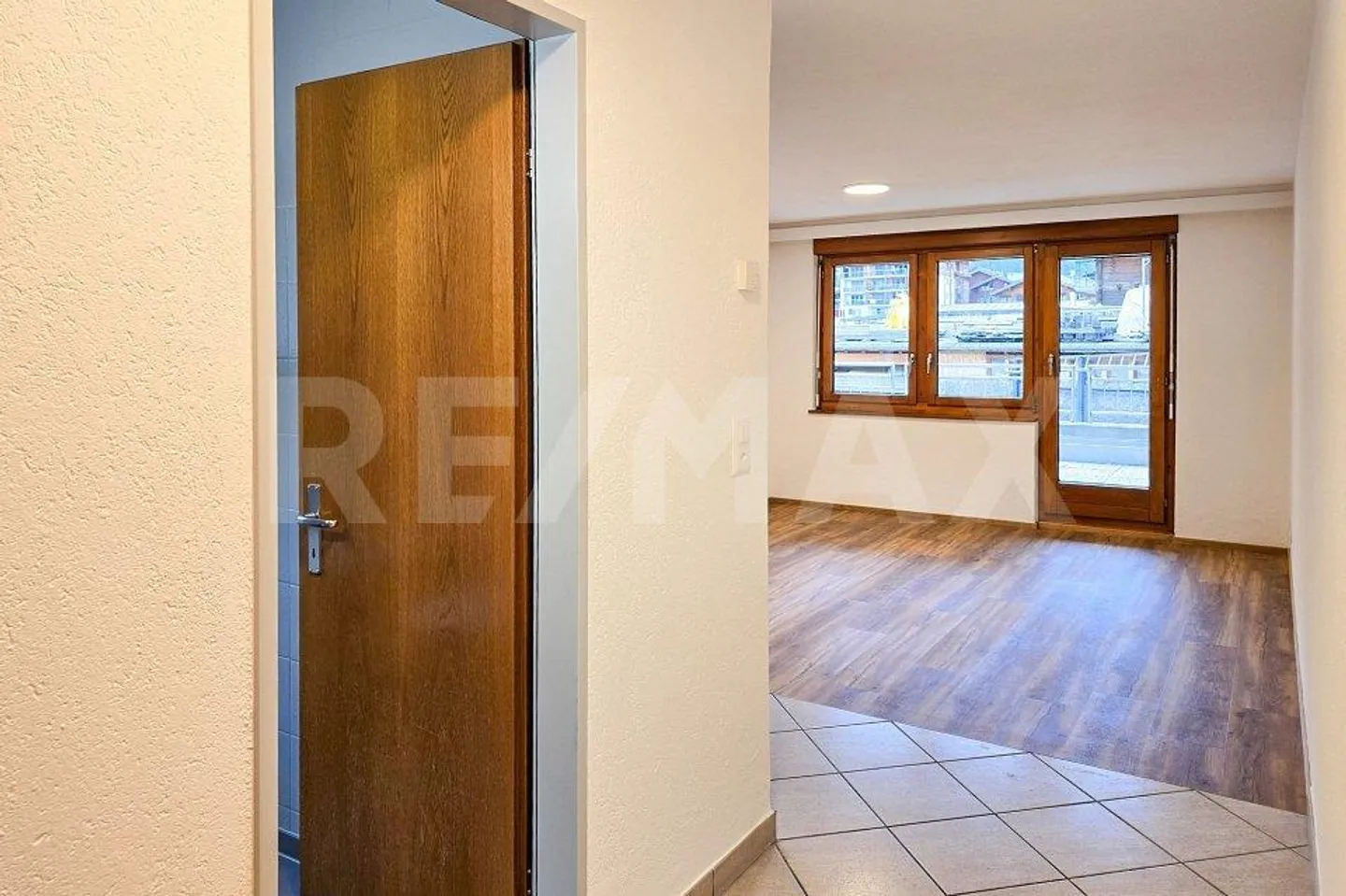 2.5-room apartment with large terrace and Matterhorn view in Zermatt - Photo 8 of 13