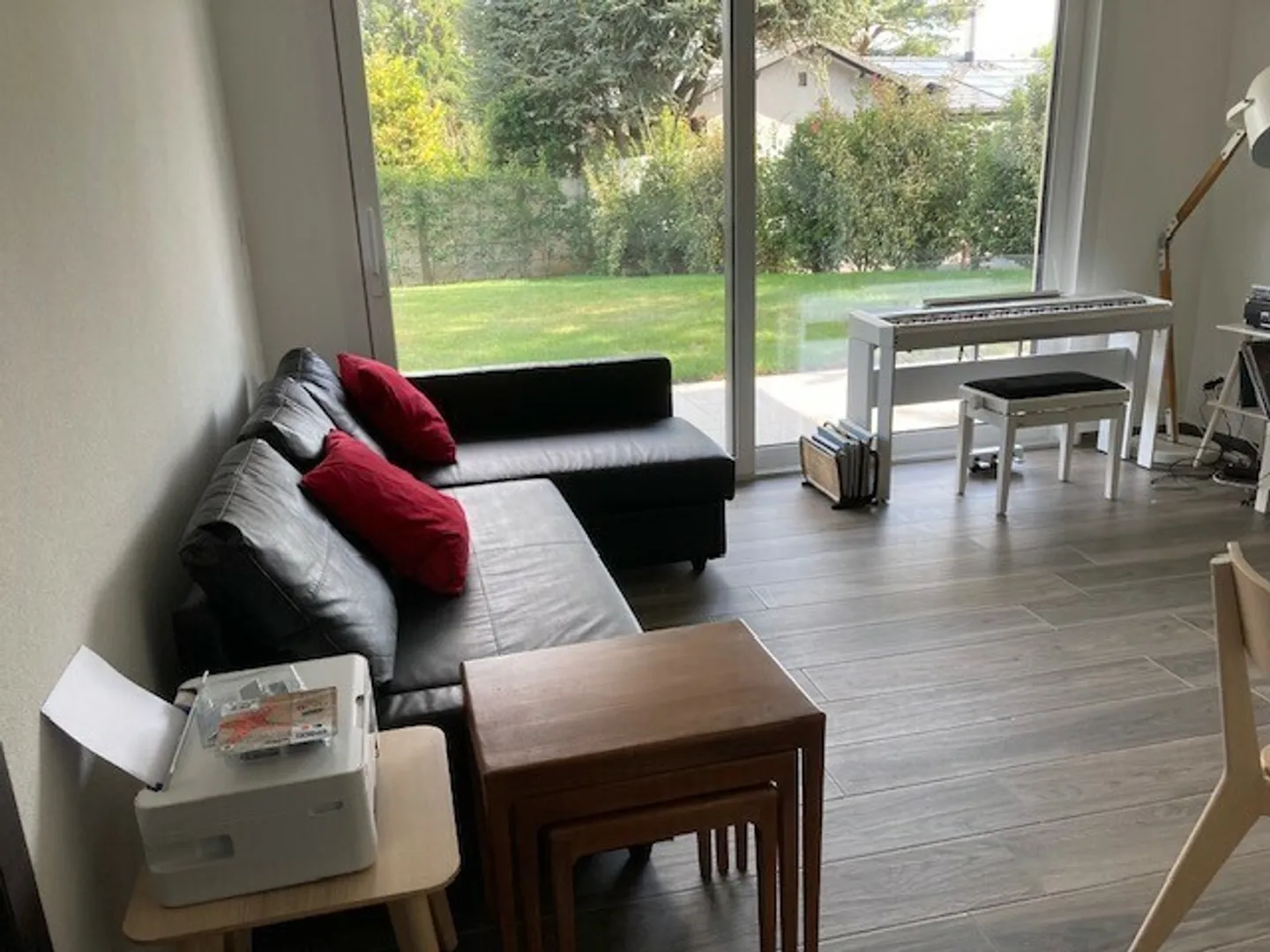 Charmantes Apartment mit Terrasse - Foto 3 von 7