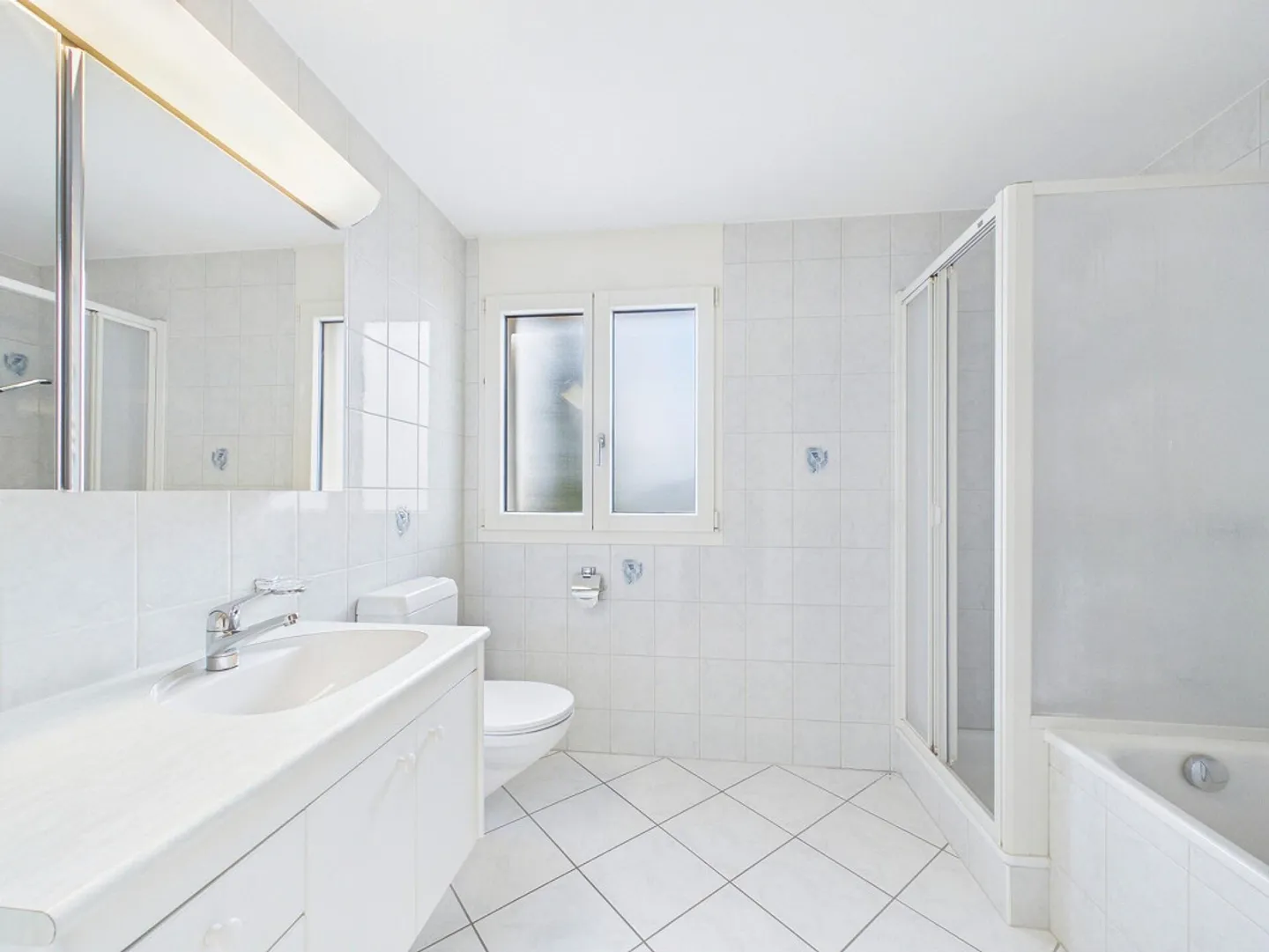 Proprietà ben tenuta con due unità abitative e utilizzo versatile... - Foto 14 di 14