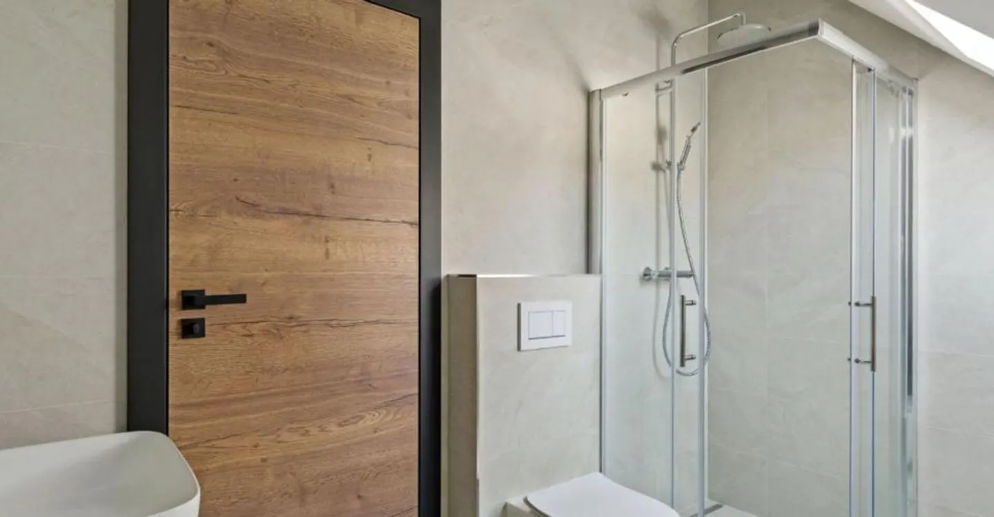 Courtelary, magnifique appartement de 4.5 pièces dans les combles - Foto 11 von 12