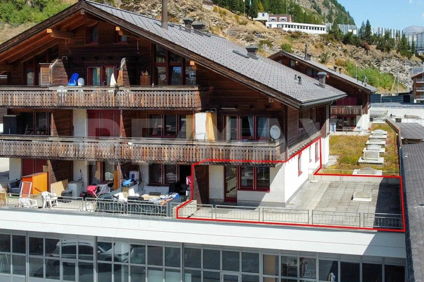 2.5-room apartment with large terrace and Matterhorn view in Zermatt - Photo 11 of 13