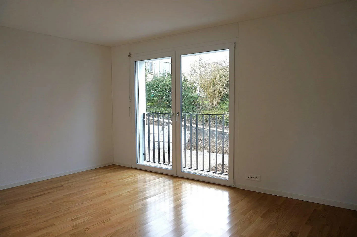 Bellissimo appartamento di 2,5 stanze con grande terrazza - Foto 4 di 7