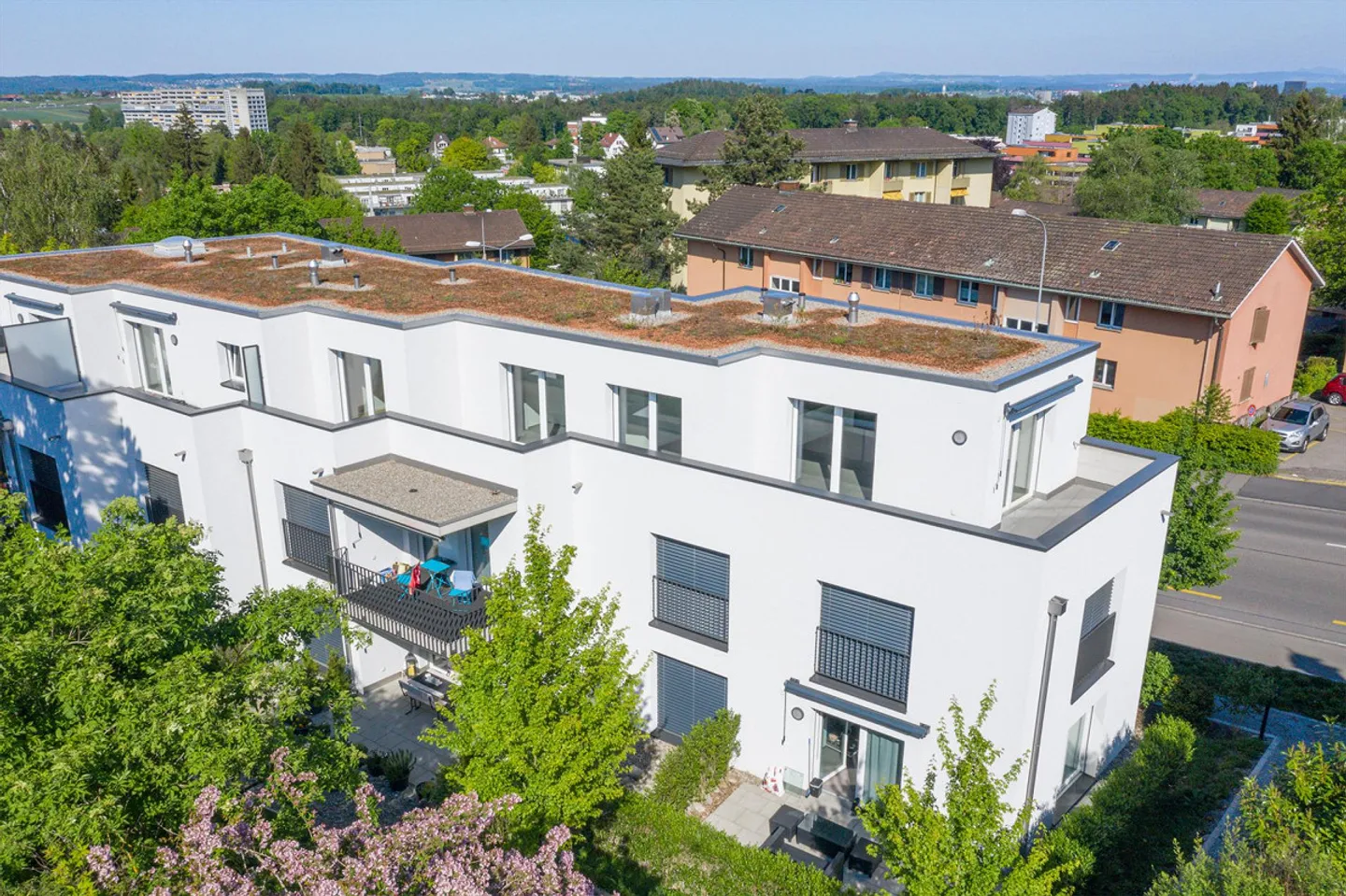 Bellissimo appartamento di 2,5 stanze con grande terrazza - Foto 2 di 7