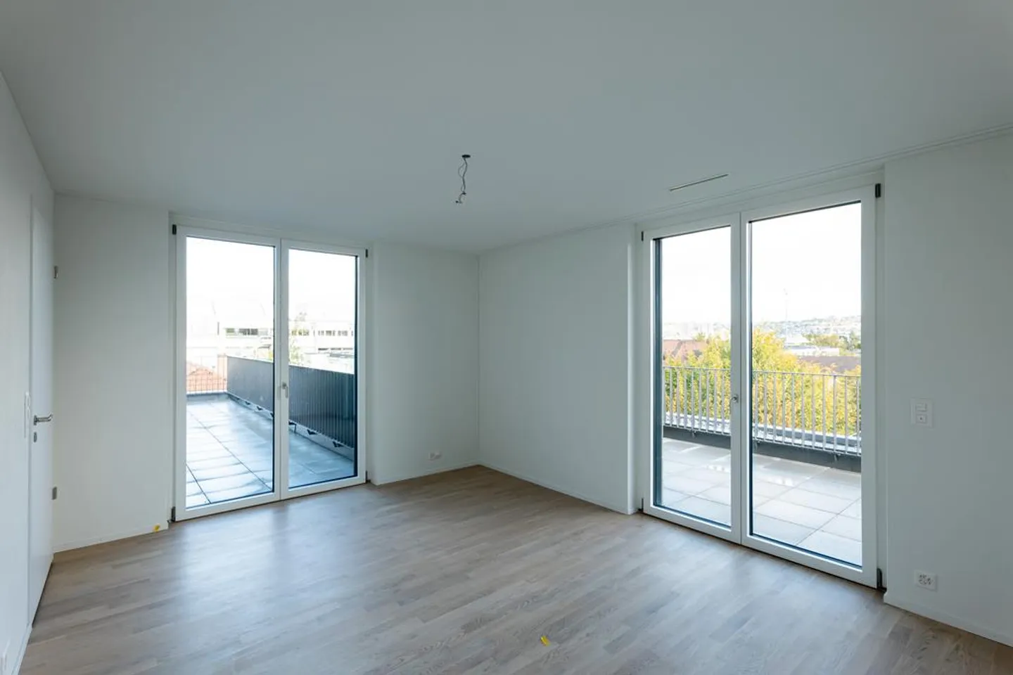 Discover Your New Home: Charming 2.5-Room Apartment - Photo 4 of 8