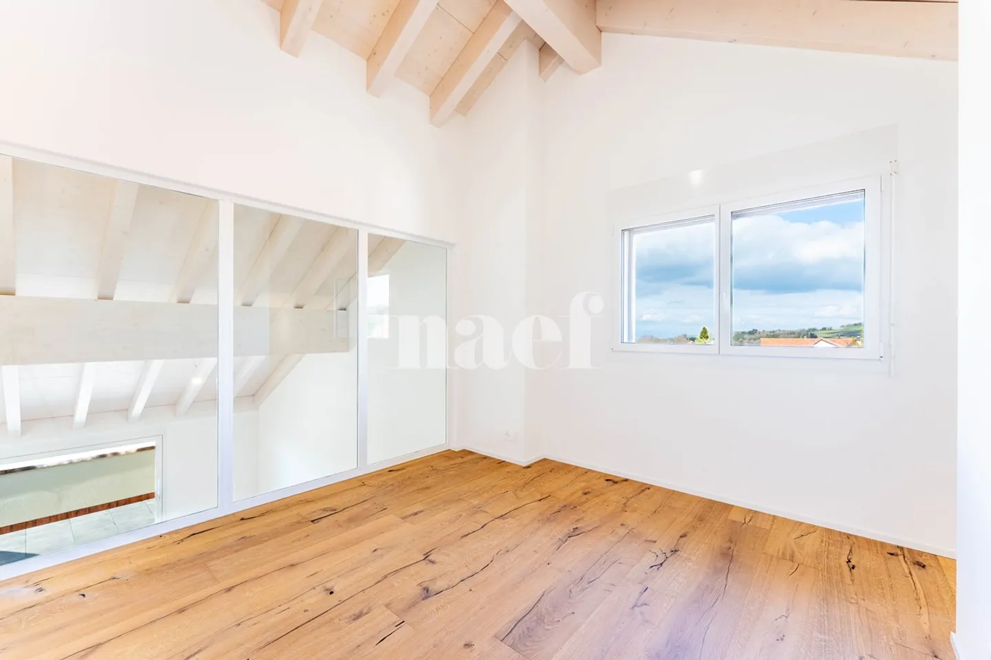 Appartement Duplex Moderne avec Balcon - Photo 9 sur 10