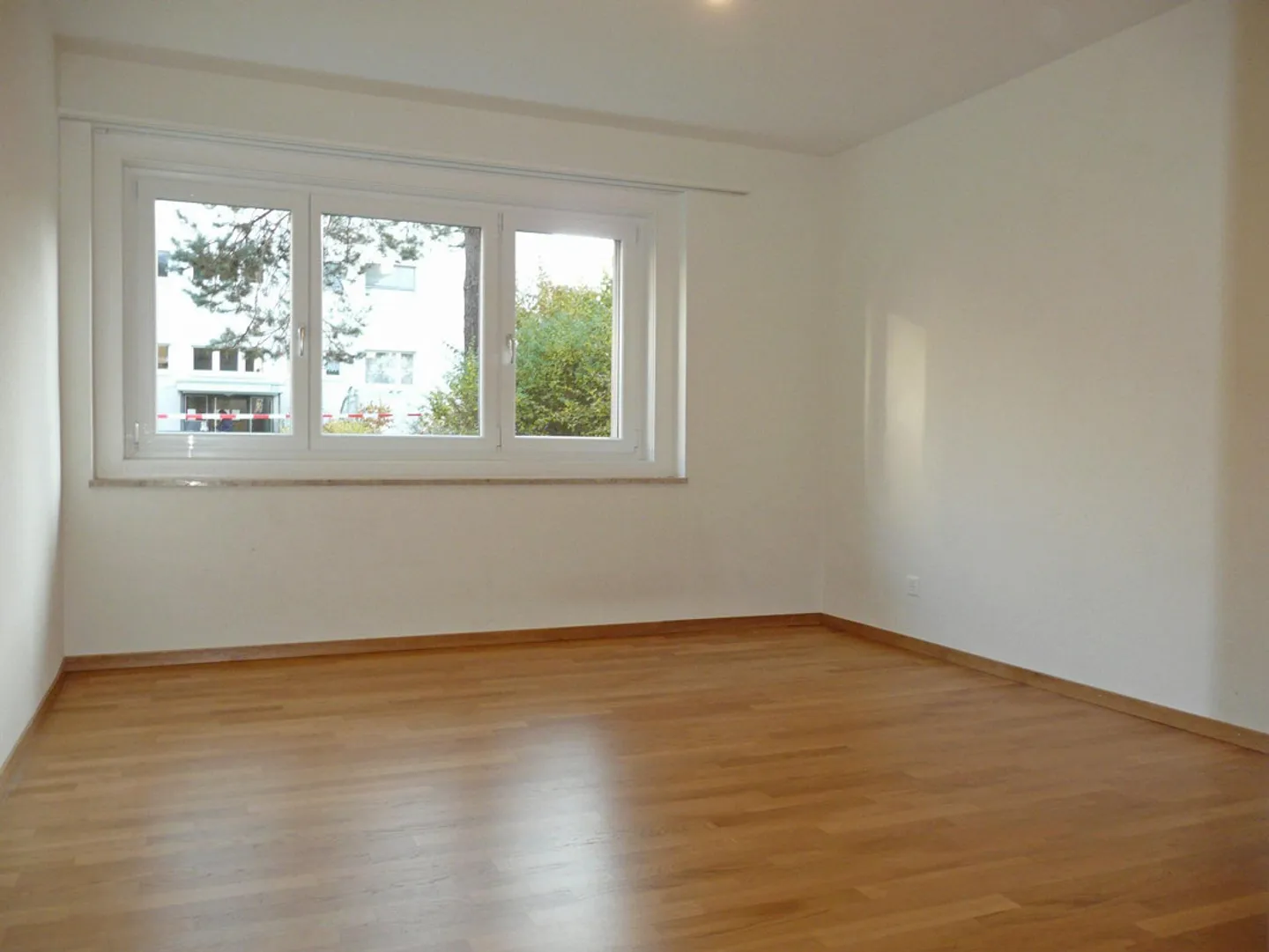 Apartment with large balcony - Limited until 30.09.2028 - Photo 5 of 7