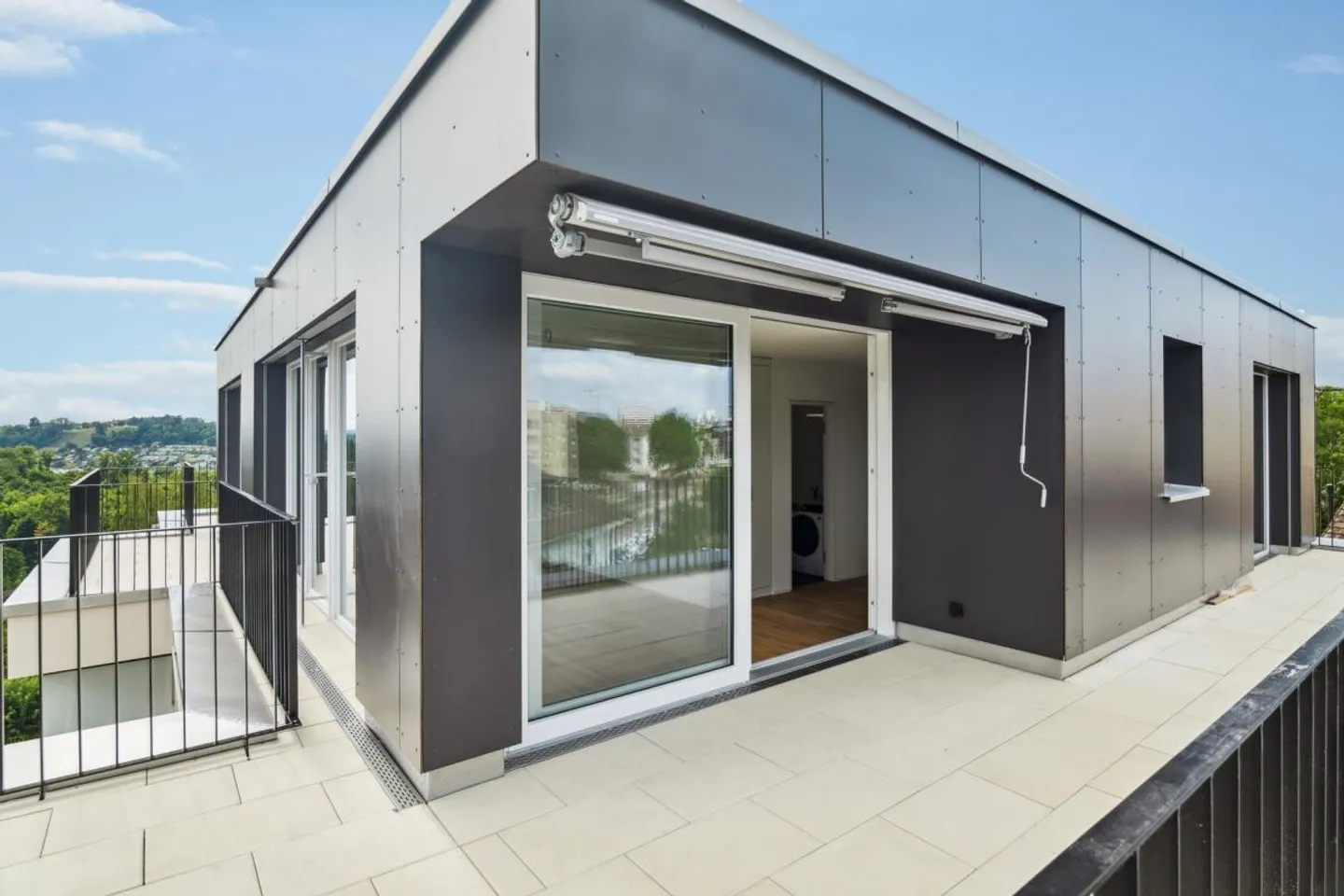 Moderne Attikawohnung in Zollikofen - Foto 1 von 8