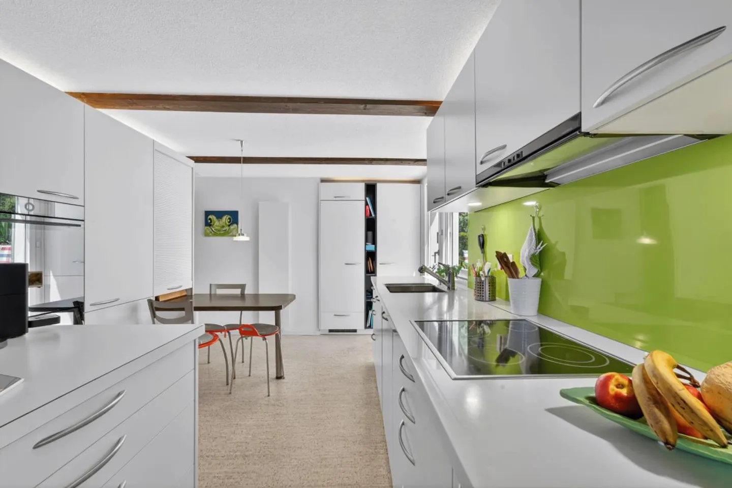 Charming single-family home with spacious garden - Photo 3 of 5