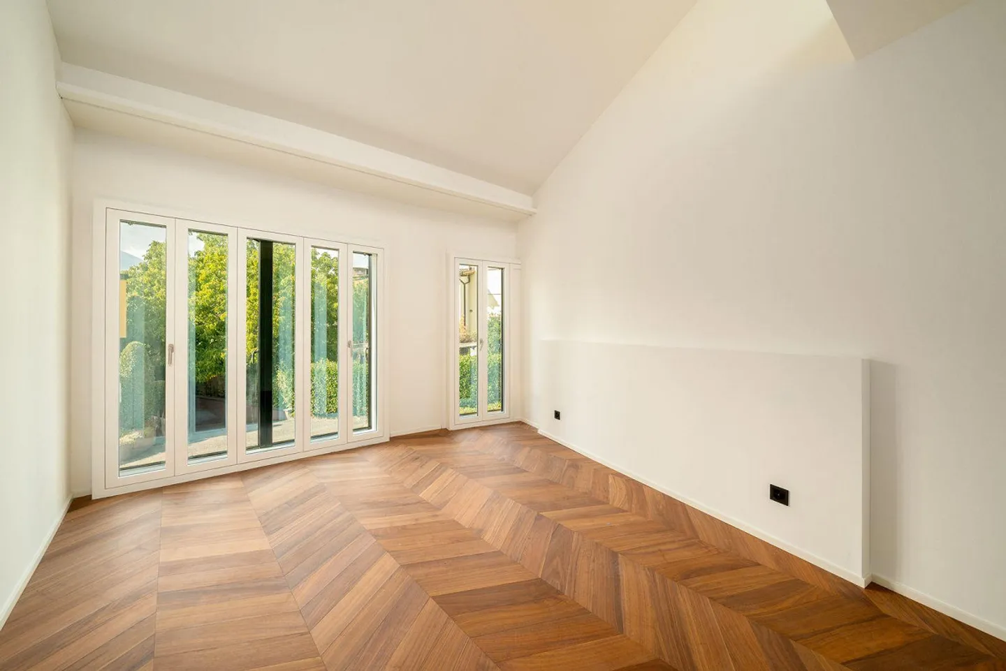 NUOVISSIMO APPARTAMENTO IN ZONA TRANQUILLA - Foto 7 von 10