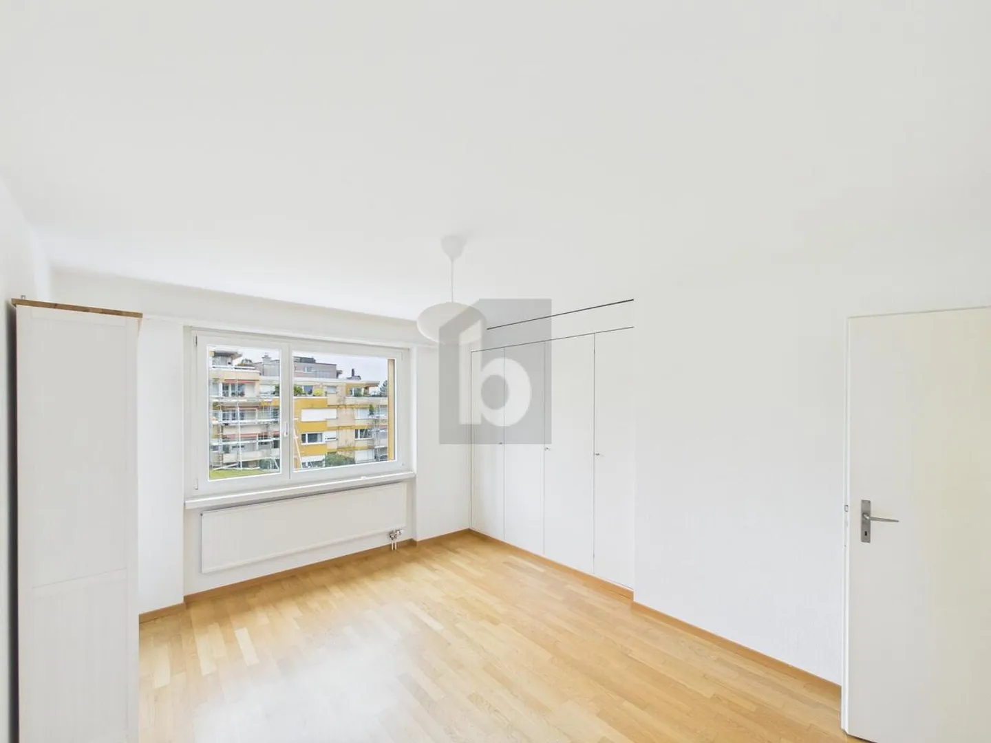 Helle 4.5-Zimmer-Wohnung - Foto 3 von 6