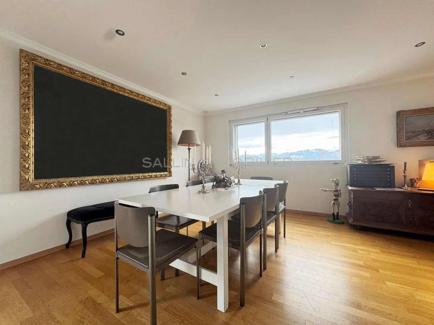 Loft al 15° piano con terrazza sul tetto e vista panoramica a 360° - Foto 4 di 9