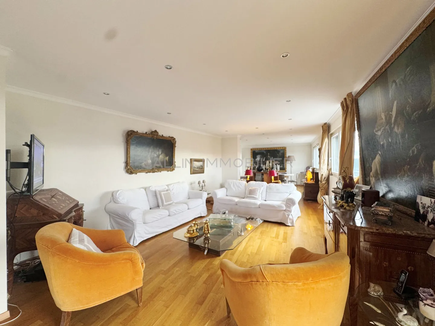 Loft al 15° piano con terrazza sul tetto e vista panoramica a 360° - Foto 5 di 9