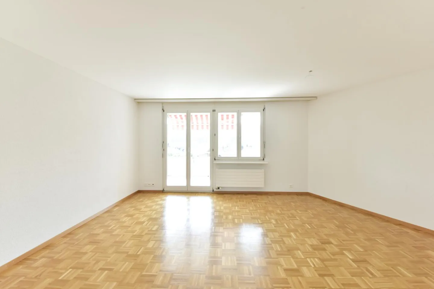 Helle und geräumige Wohnung - Foto 4 von 6