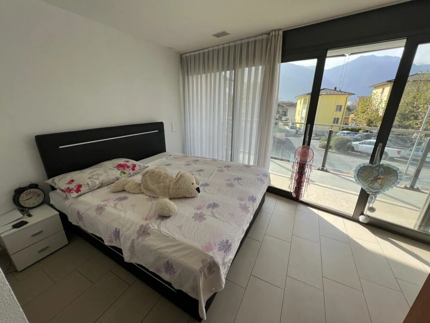Wohnung 5.5 Zimmer mit Garten - Foto 6 von 14