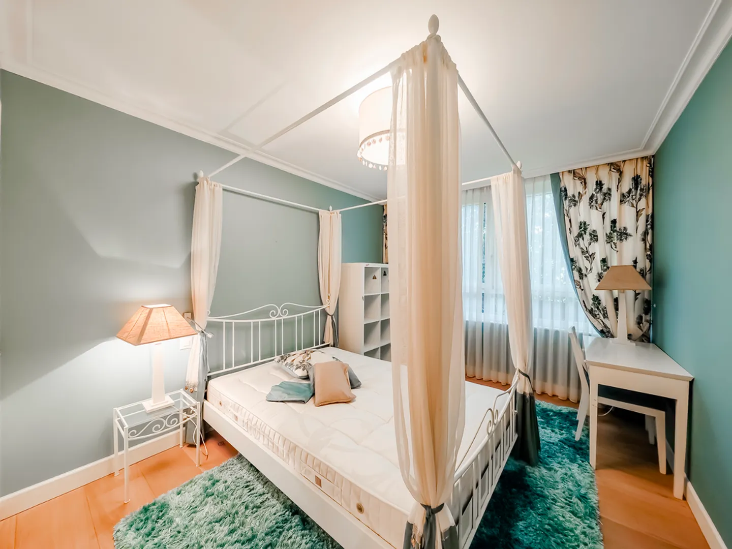 Exclusive: Sumptuous lakeside apartment in Montreux - Photo 8 of 12