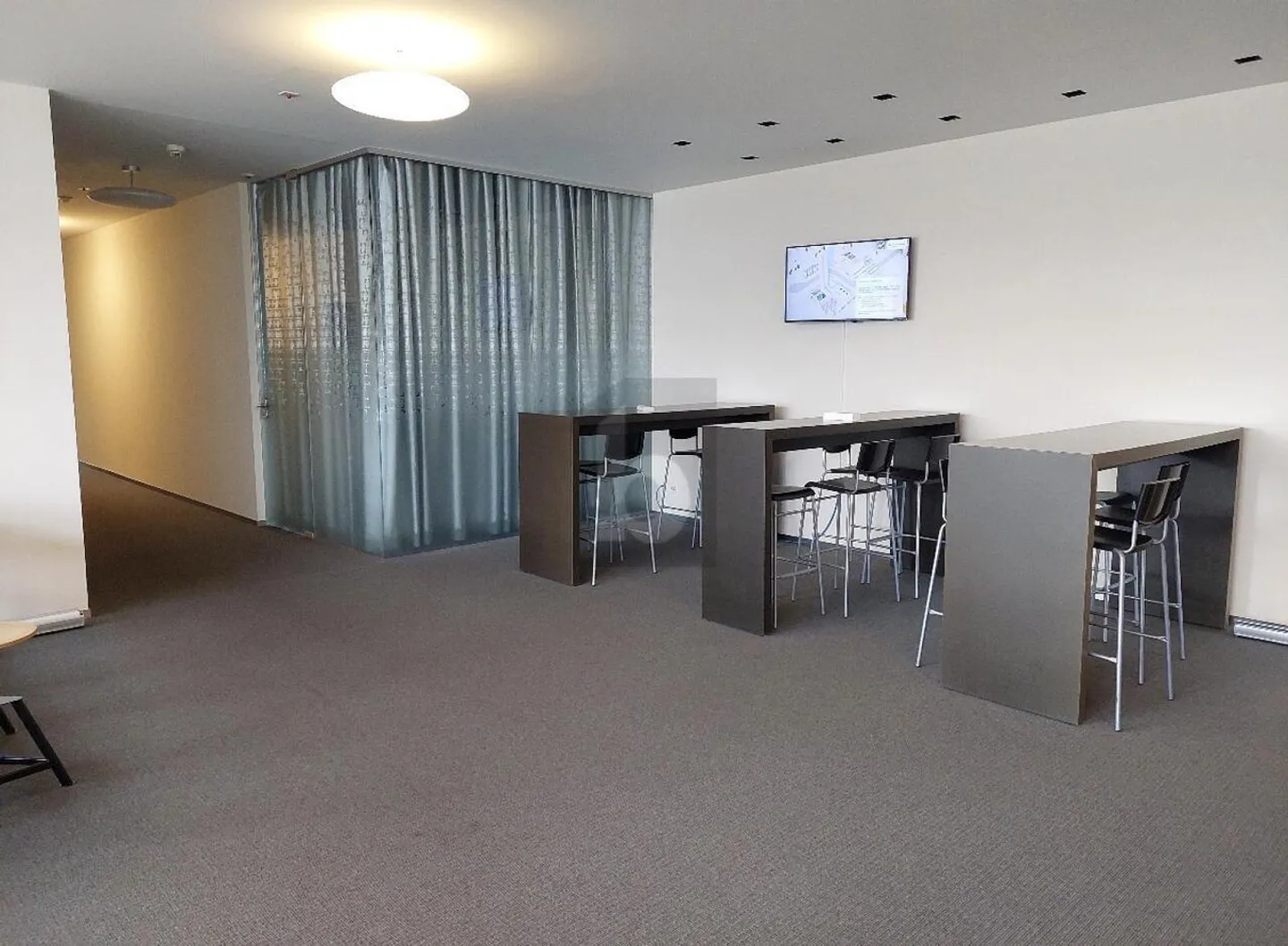 Versatile Office Space with Balcony - Photo 4 of 6