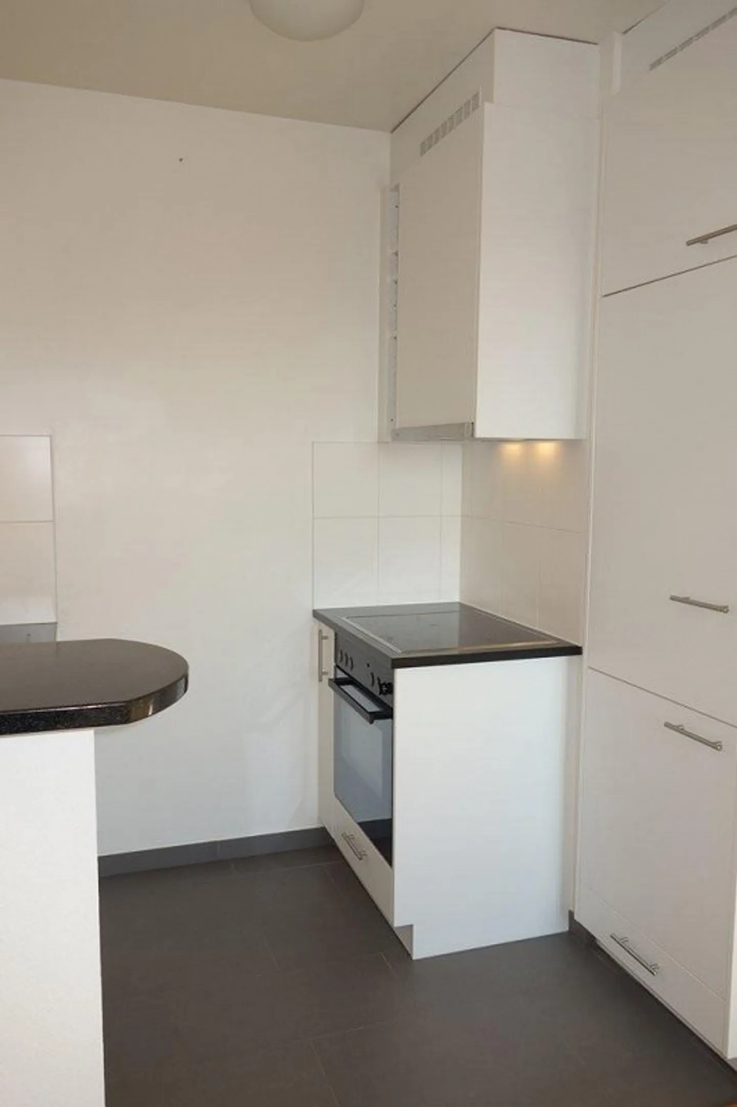 Appartement Moderne Près de Champel - Photo 4 sur 9