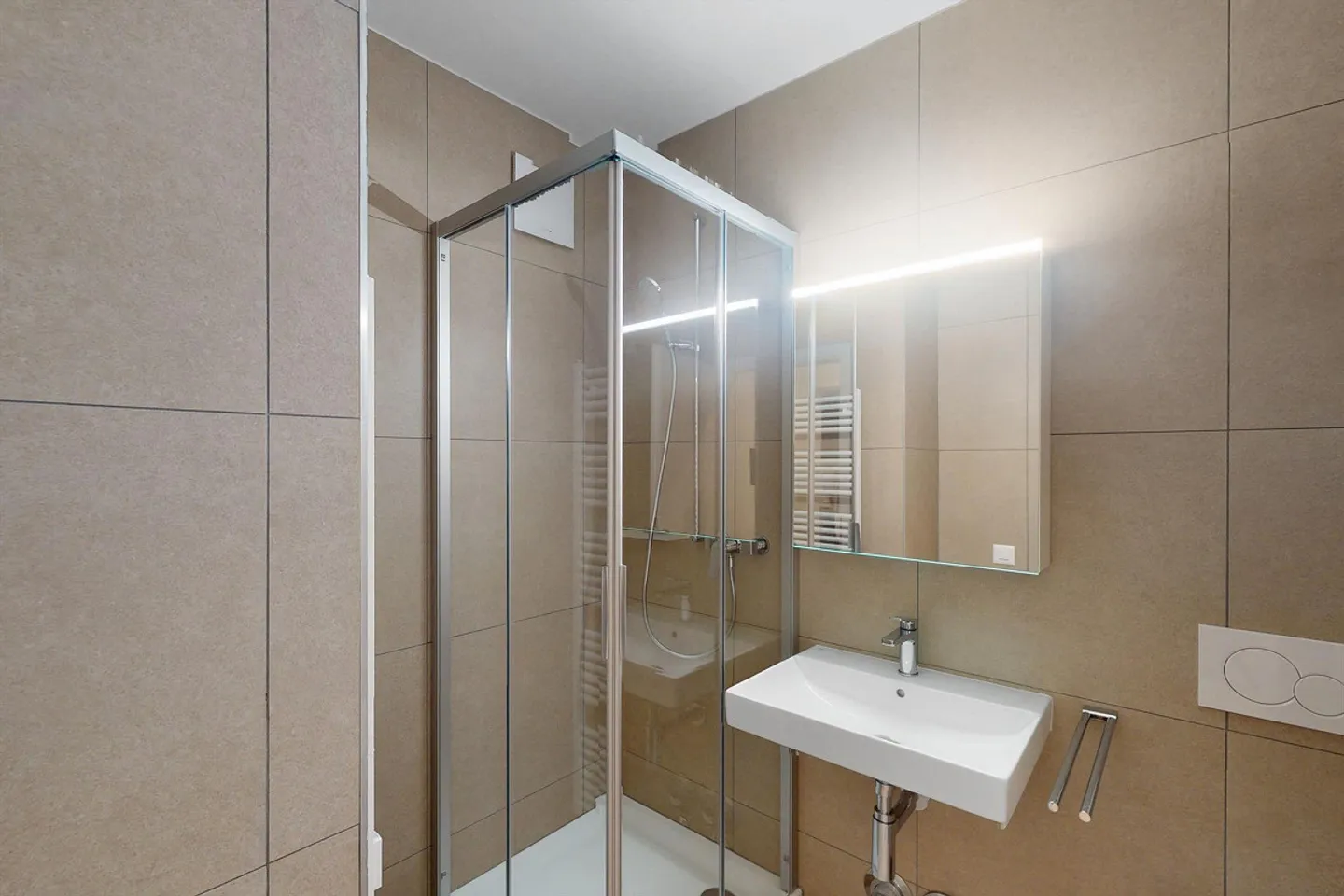 Modernes Apartment in Locarno - Foto 4 von 4