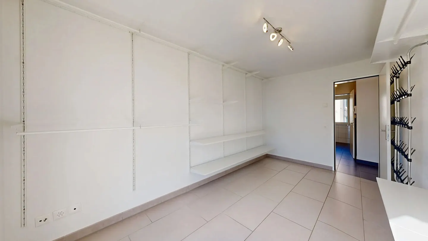 Appartement spacieux à Aesch - Photo 7 sur 17