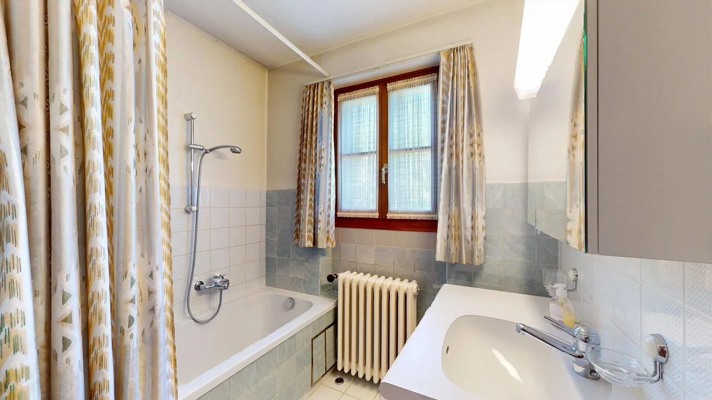 Charming single-family home with idyllic garden paradise in the sought-after Bruderholz district - Photo 13 of 13