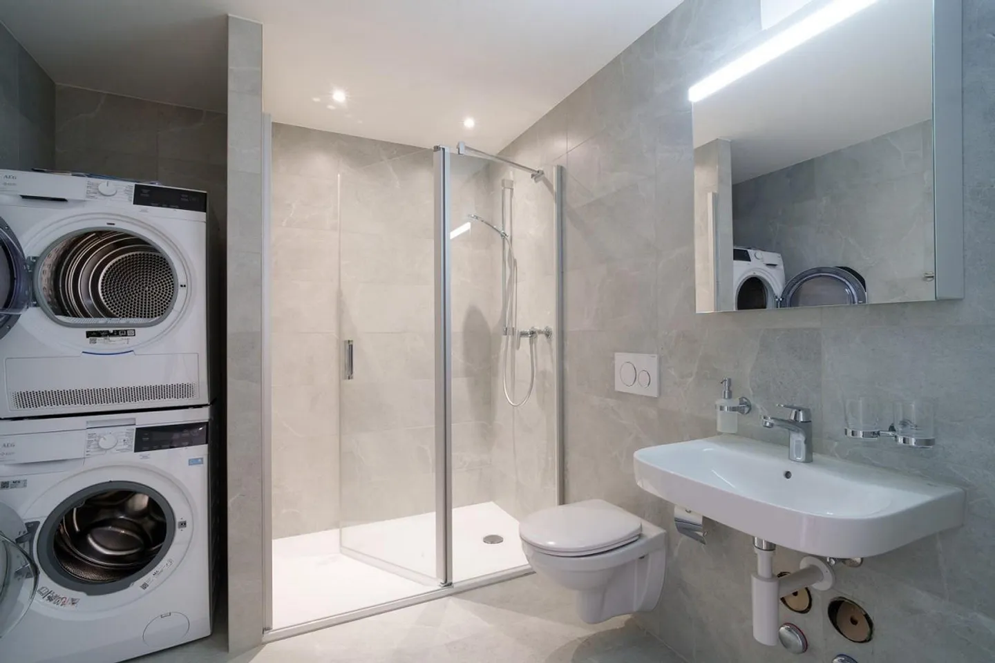 Appartement moderne et lumineux à louer, partiellement rénové ! - Photo 7 sur 9