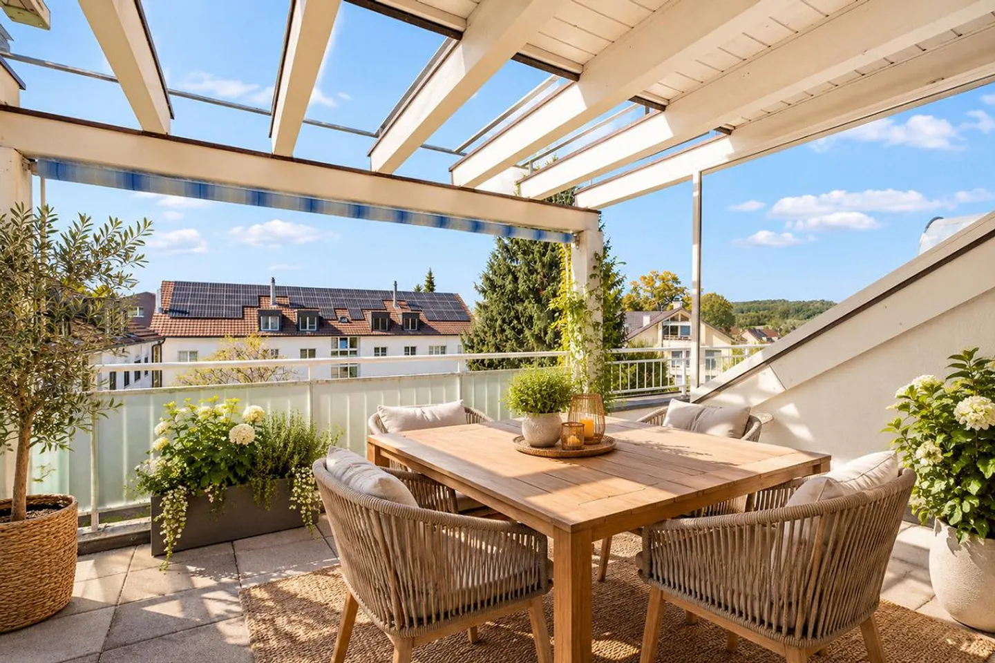 Charmant Appartement Sous Les Toits à Therwil - Photo 1 sur 25