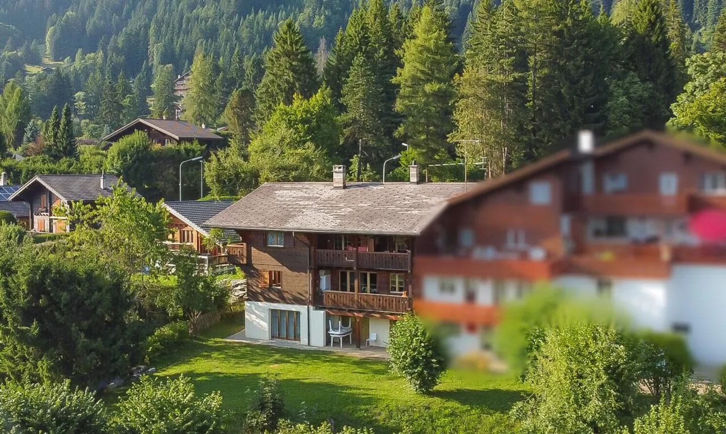 Chalet composto da 4 appartamenti nel cuore di Villars-sur-Ollon - Foto 3 di 11